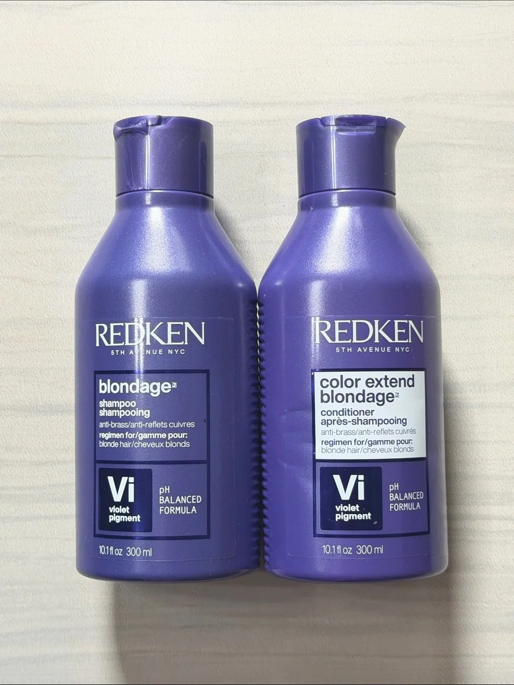 Redken Blondage Violet Shampoo & Color Extend Conditioner Set (purple)